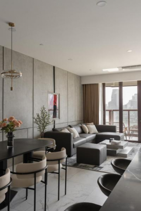 CR Concept - High-end Apartment in The Galleria Residence